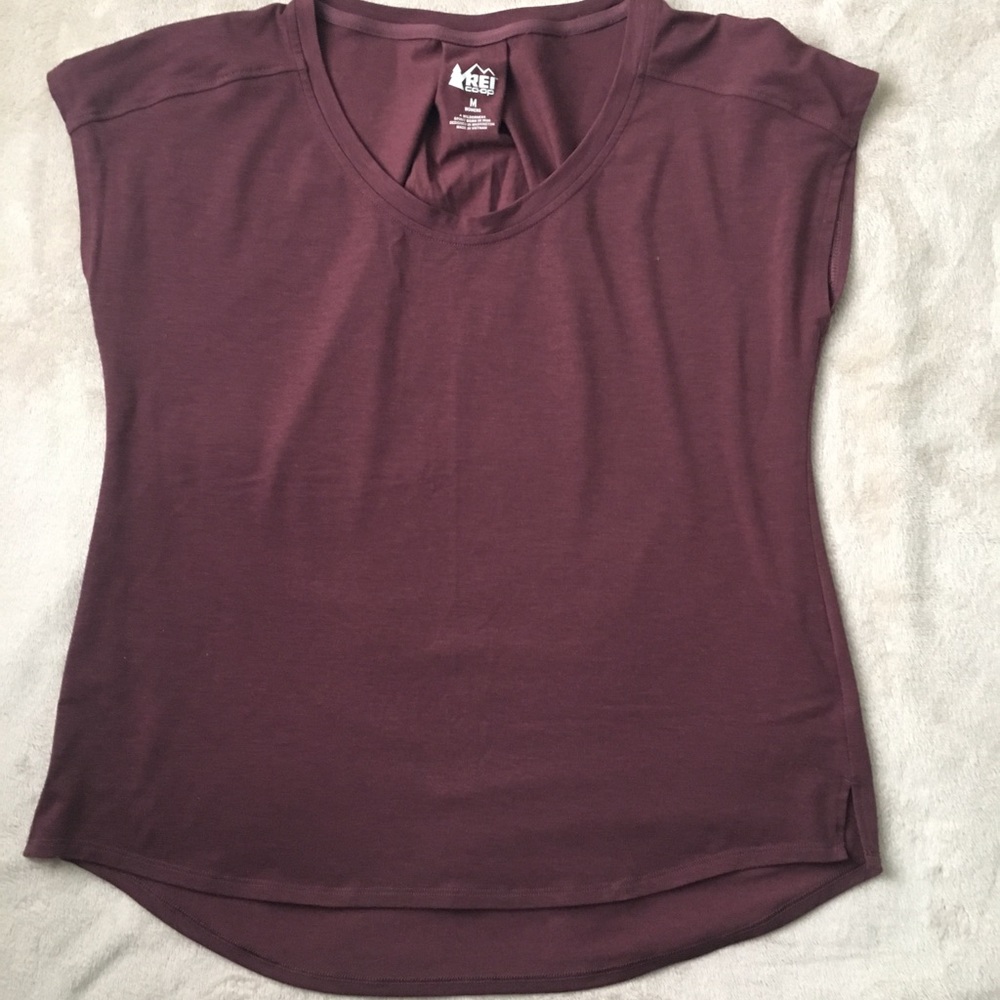 REI Maroon shirt size M